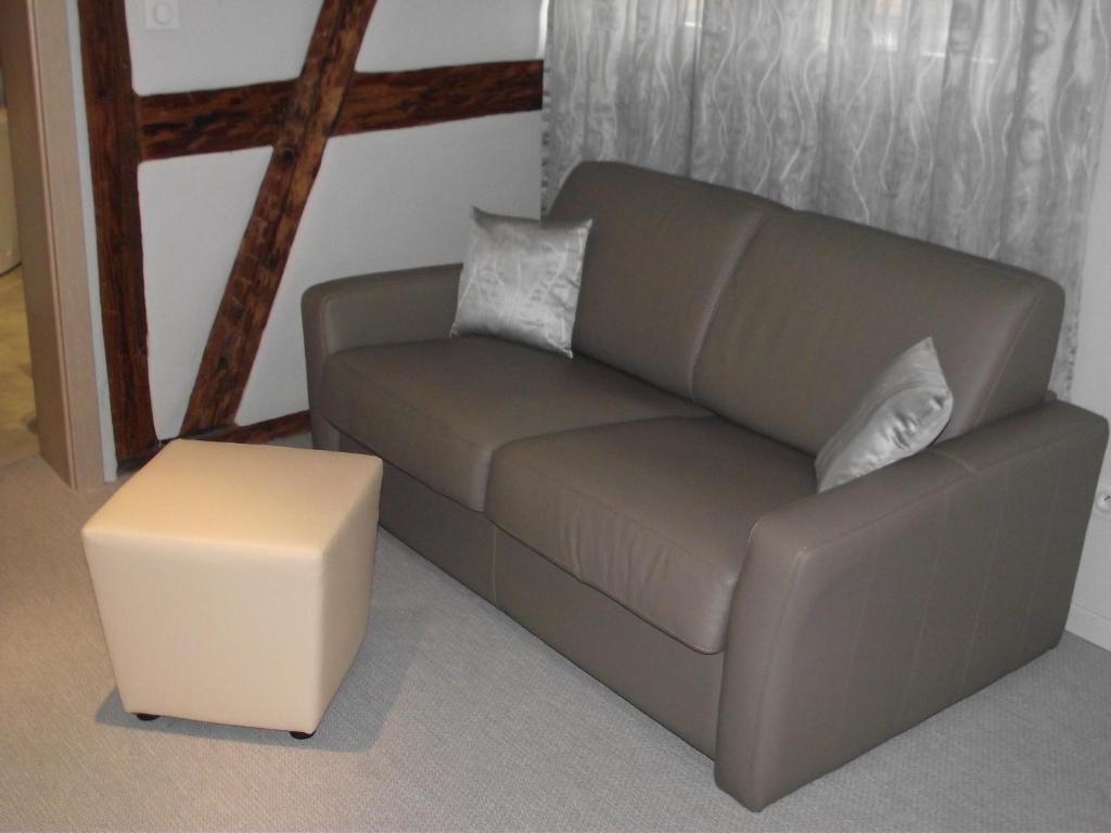 Hostellerie Au Cygne Wissembourg Rom bilde